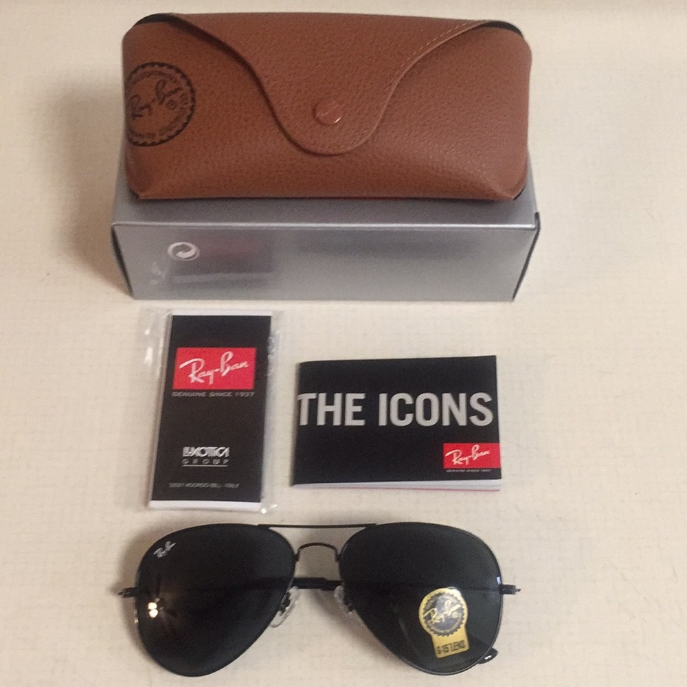 Ray-Ban aviators 58mm.